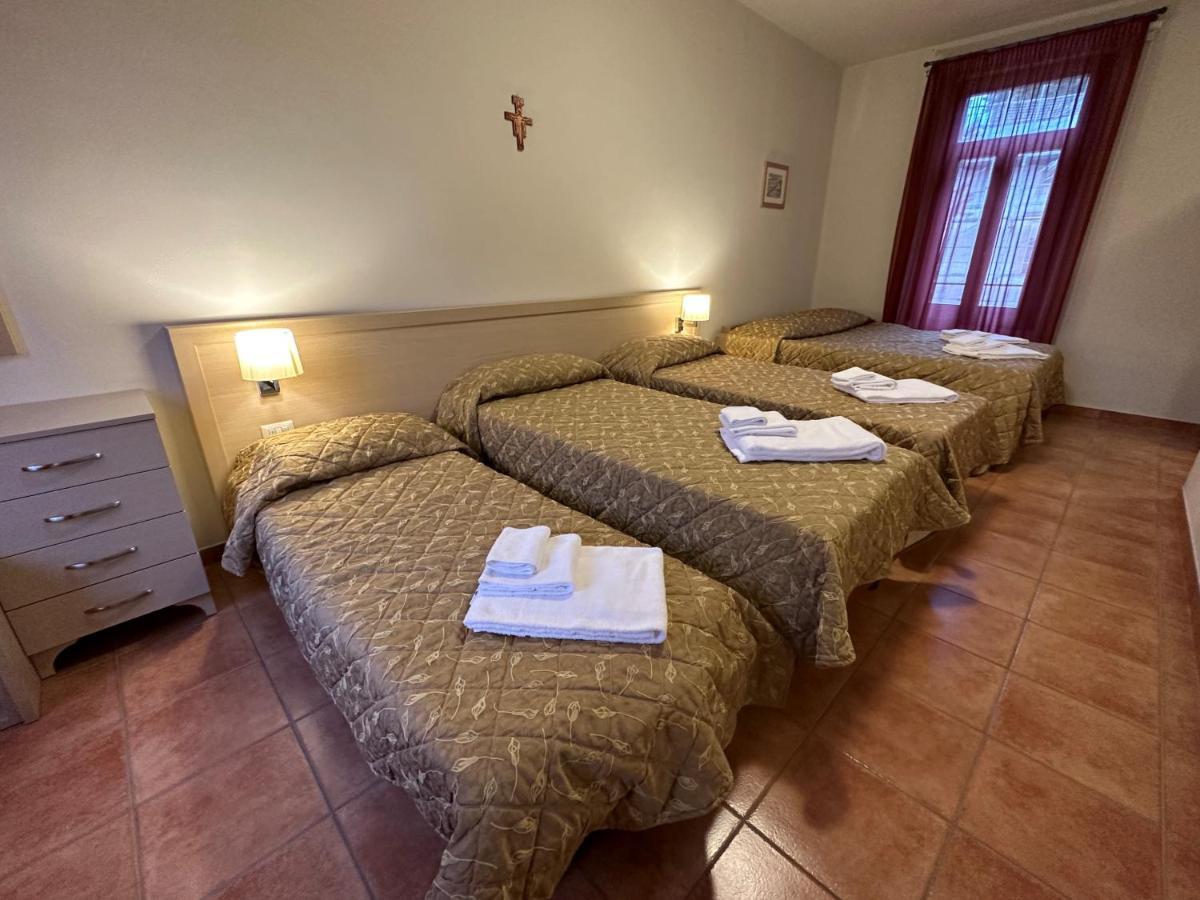 Domus San Bernardino Bed & Breakfast Verona Exterior photo