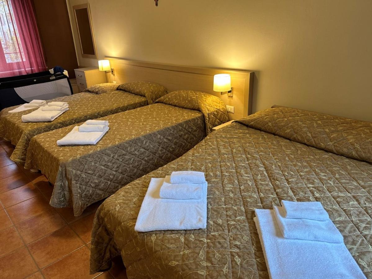 Domus San Bernardino Bed & Breakfast Verona Exterior photo